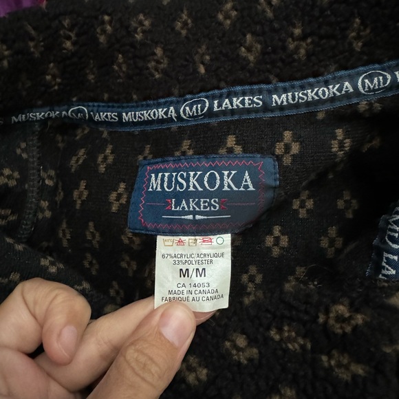 Muskoka Lakes Sweater Shacket - Picture 4 of 6